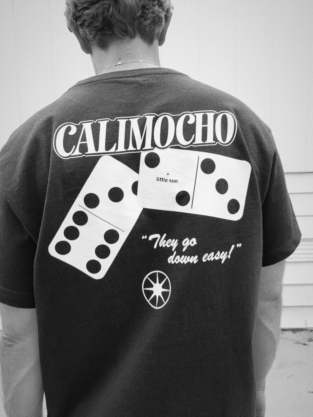 BLACK DOMINO TEE